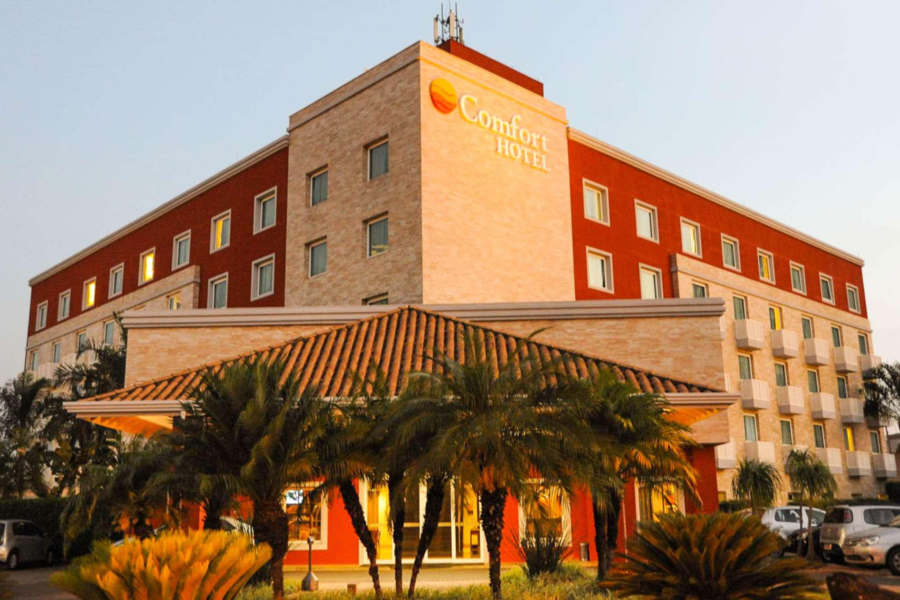 Comfort Hotel Араракуара Экстерьер фото